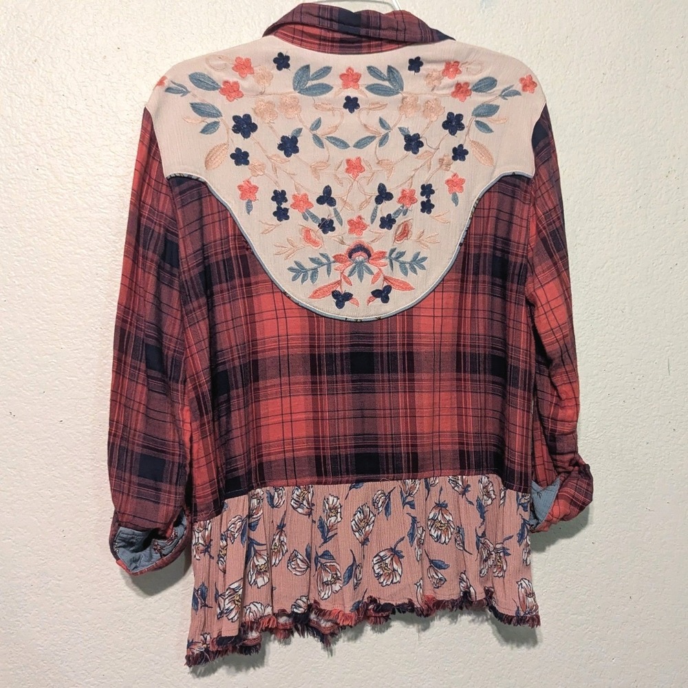 Womens John Mark Mixed Media Plaid Floral Embroidered Button Down Top Red Med - Picture 3 of 15